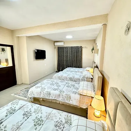 Shkodra Guest House & Trips Gasthof