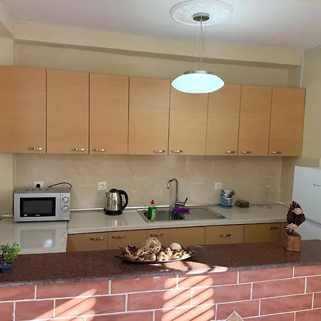 Shkodra Guest House & Trips 3*