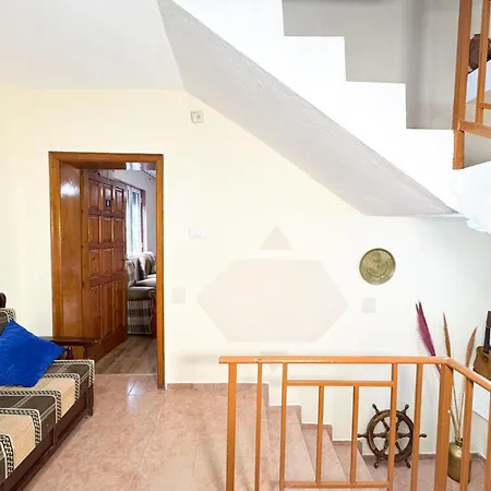 Shkodra Guest House & Trips 3* Shkoder