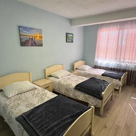 Shkodra Guest House & Trips 3*