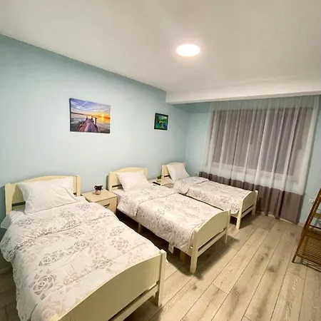 Гостевой дом & Trips Шкодер