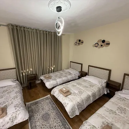 Shkodra Guest House & Trips 3*