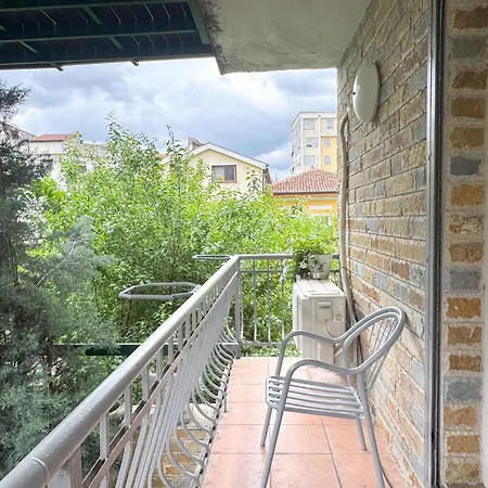 & Trips Гостевой дом 3*