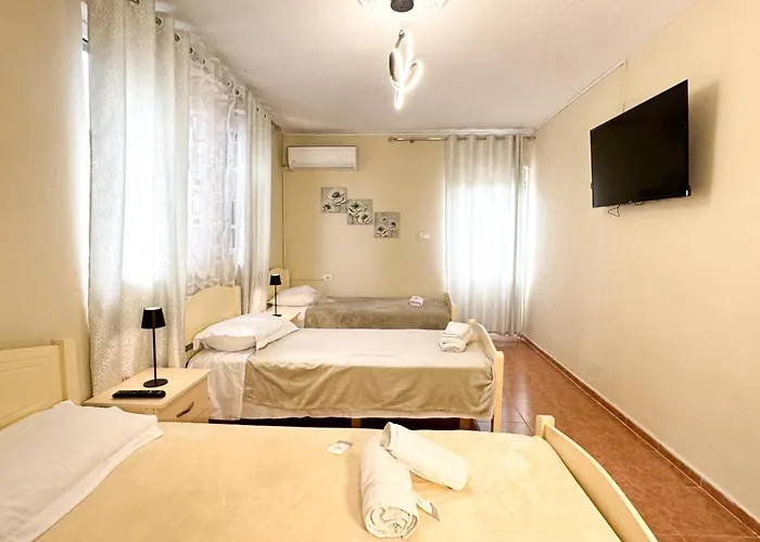 & Trips Vendégház Shkodra